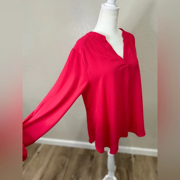 NWOT VALERIE STEVENS Women’s beautiful Blouse - Picture 9 of 12